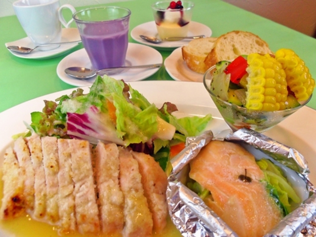 ���邮��Dining�̎ʐ^1