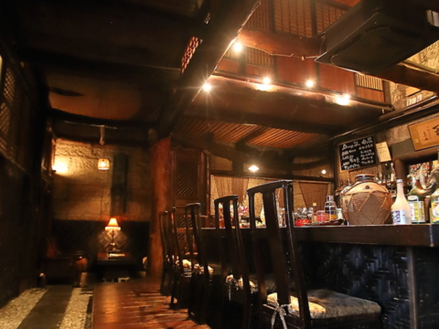 DINING BAR s C}W̎ʐ^1