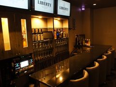 BAR LIBERTY oeB̎ʐ^1