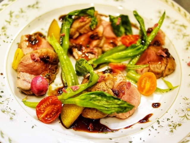 a La Bouteille̎ʐ^1