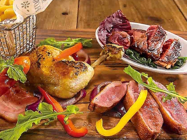 GRILL&BAKERY THE SEASON ~g_˓X̎ʐ^1