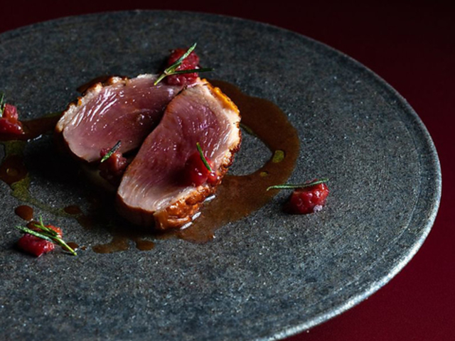 U Cu[Lb` THE LIVELY KITCHEN ̎ʐ^1