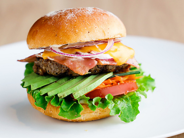 THE FANTASTIC BURGER�̎ʐ^1