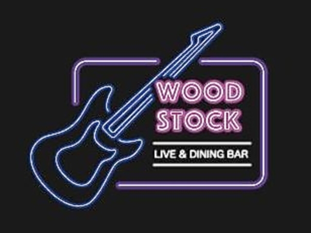 Woodstock EbhXgbN aJuX̎ʐ^1