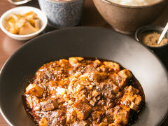 麻婆豆腐TOKYO 神田本店の写真1