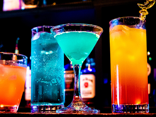 Bar moonwalk o[[EH[N VhʂX̎ʐ^1