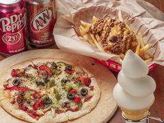 SIX PINES SANDWICHES̎ʐ^1