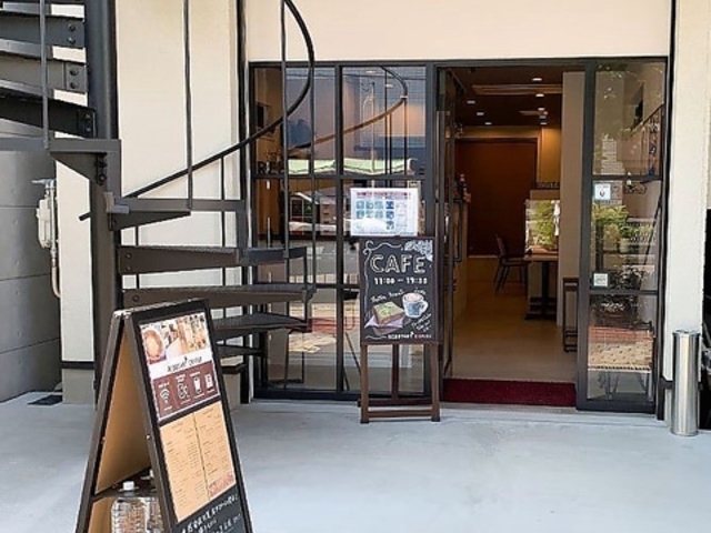 REDSTART COFFEE bhX^[g R[q[̎ʐ^1