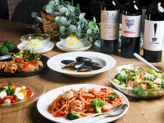 rXgYUZU cafe&bar kl{X̎ʐ^1