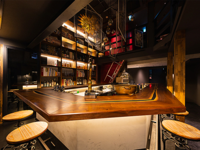 BAR AND SPACE y̎ʐ^1