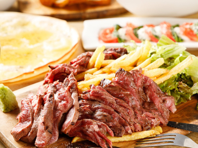 �O�����n�E�X�H�t���̎ʐ^1