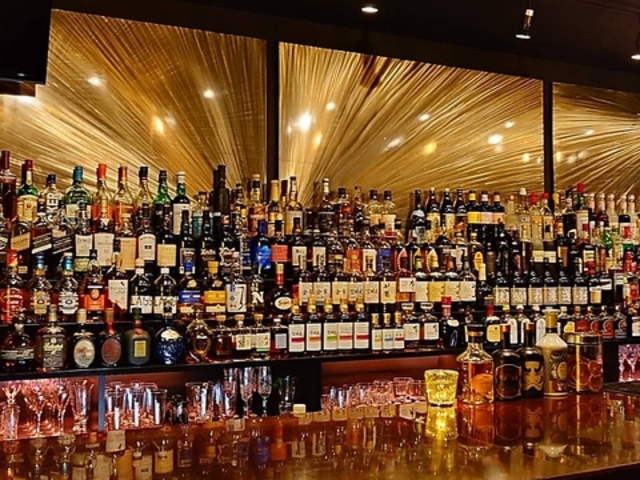 BAR ALFRED o[ Atbh̎ʐ^1