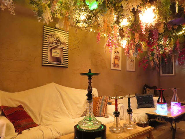 Shisha Cafe & Bar Flower t[ Vh̕꒬̎ʐ^1