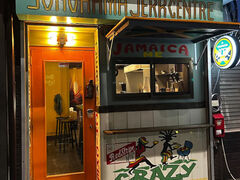 YOKOHAMA JERK CENTRE Rn}W[NZ^[̎ʐ^1
