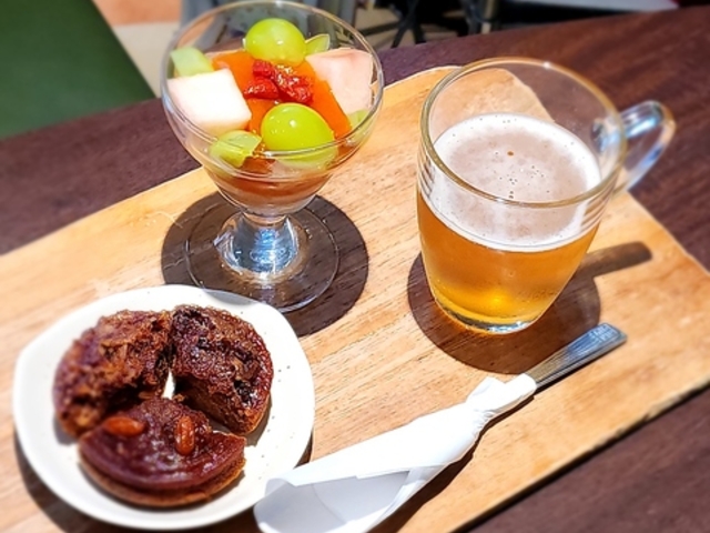  S & Cafe Pharmacie̎ʐ^1