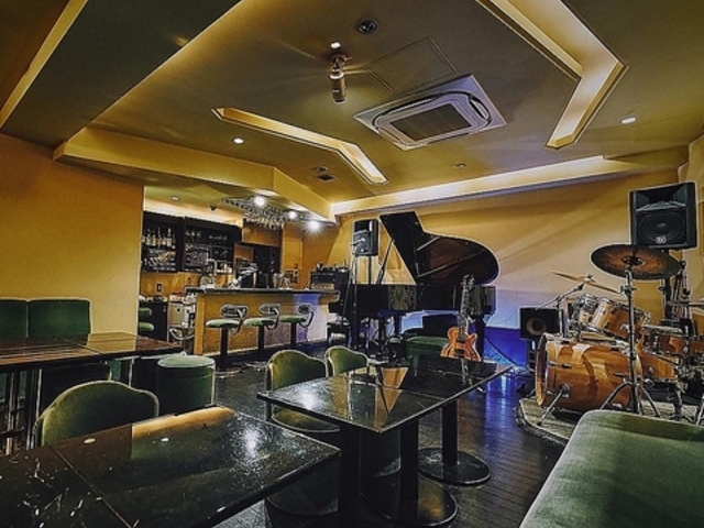 JAZZ CLUB&BAR CRESCENT NbZg̎ʐ^1