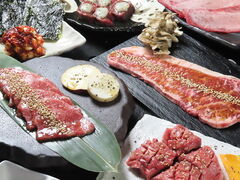 焼肉ダイニングTOM トムの写真1