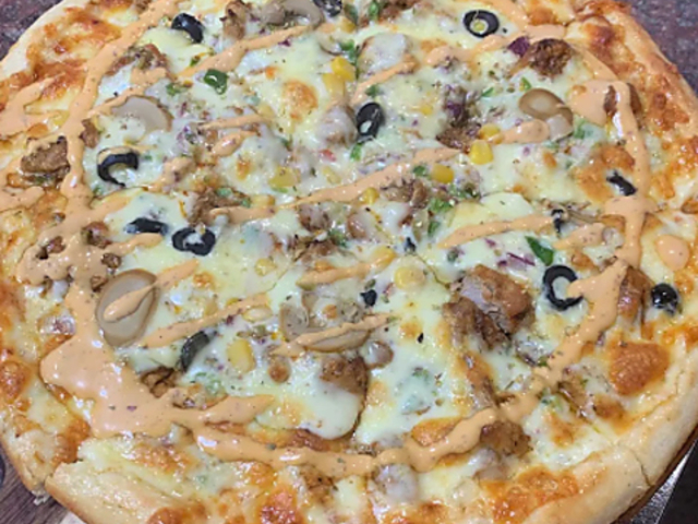 HALLAL PIZZA INN �n�����s�U�C���̎ʐ^1