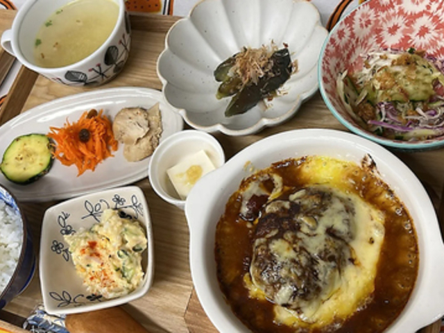 Marie's Cafe(�}���[�Y�J�t�F)�̎ʐ^1