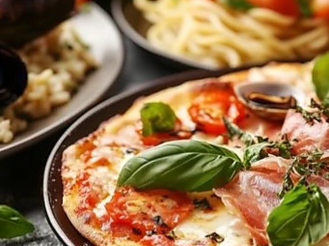 PIZZA & CHICKEN�H�ו��� ���ݕ���  �암�C�^���A���o��EN �̎ʐ^1