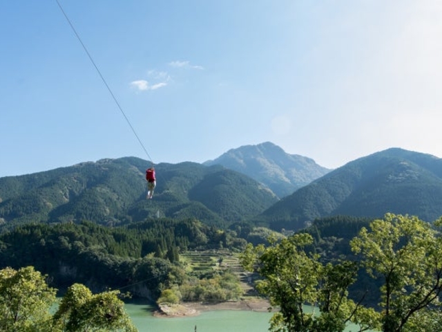 �t�H���X�g�A�h�x���`���[�E����_�t�H���X�g�A�h�x���`���[�E����