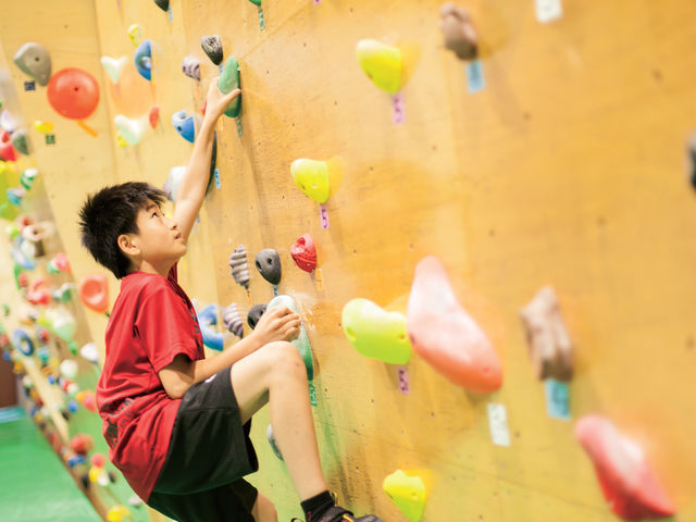 �����{���_�����O�Z���^�[ K-WALL�̎ʐ^1