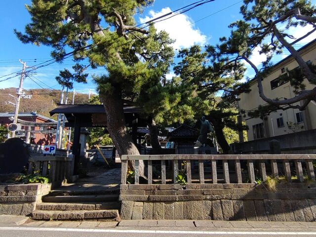 ���@��l�����̗��̎ʐ^1