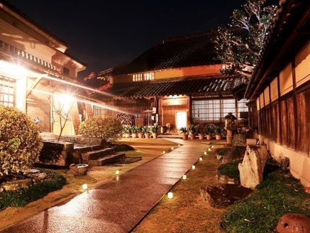 �u�i�C�g�~���[�W�A���v�̎p_���o�^�L�`�������u�R���m���p�ف@���e�فv