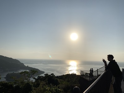 �J��������