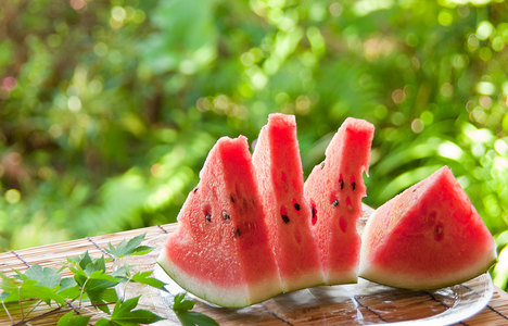 �������`����